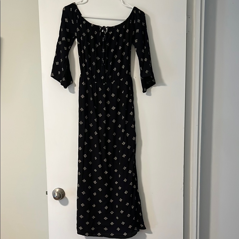 Muse Black and White Sheath Dress with Bell Sleeves